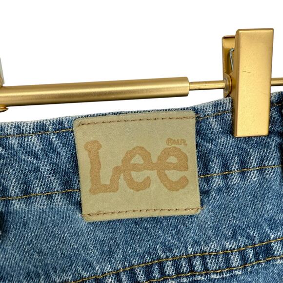90s Vintage Lee Denim Mom Jeans, High Rise, Straight Leg, Fits Size M - Picture 3 of 6
